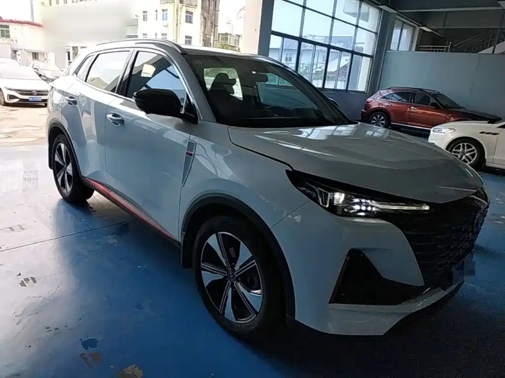 Changan CS55 PLUS 2 nd Gen 1.5 T DCT Distinguished