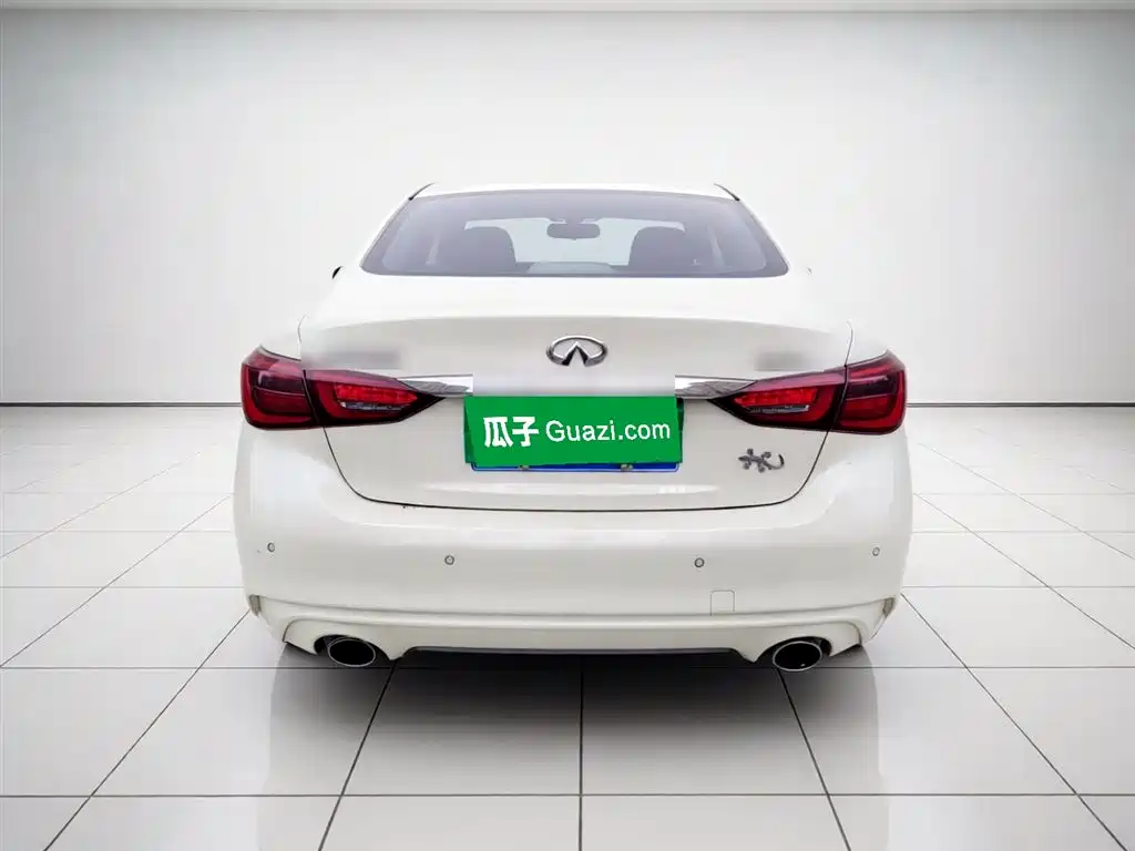 Infiniti Q50 L 2.0 T Comfort Enjoyment CN-VI
