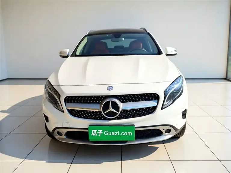 Mercedes-Benz GLA GLA 200 Fashion