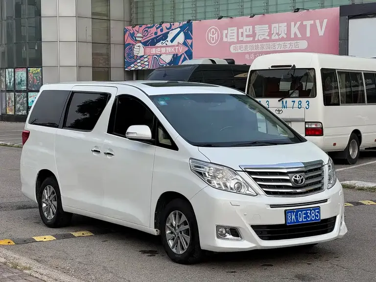 Toyota Alphard 2.4 L Luxury