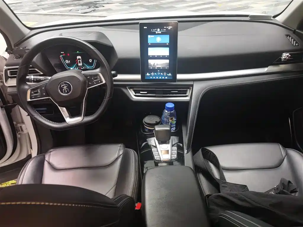 Song Pro 1.5 T Auto Luxury