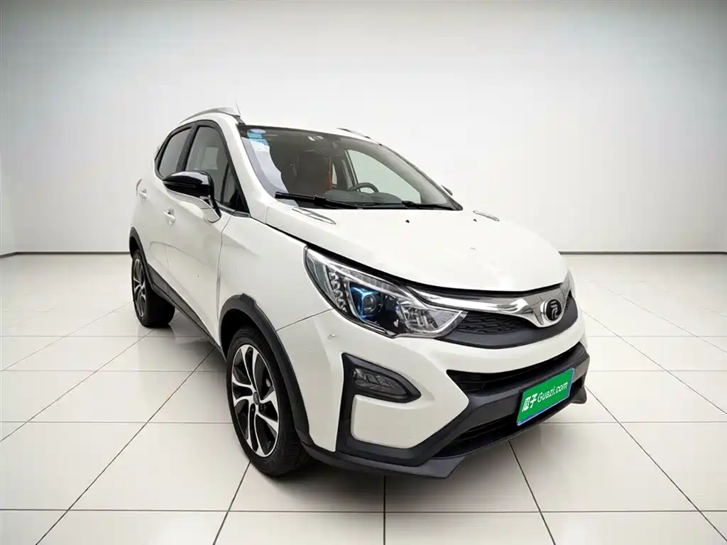 Yuan 1.5 L Manual Distinguished