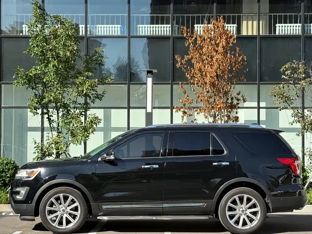 Explorer (Import) 2.3 T Elite