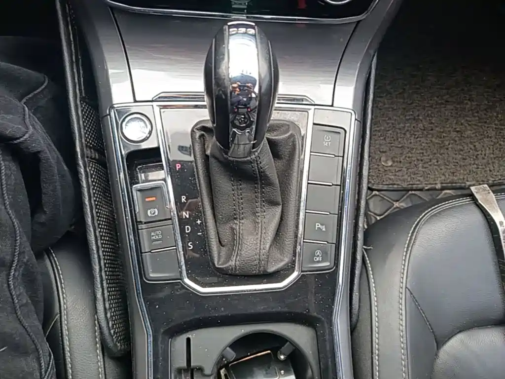 Passat 330 TSI DSG Honored