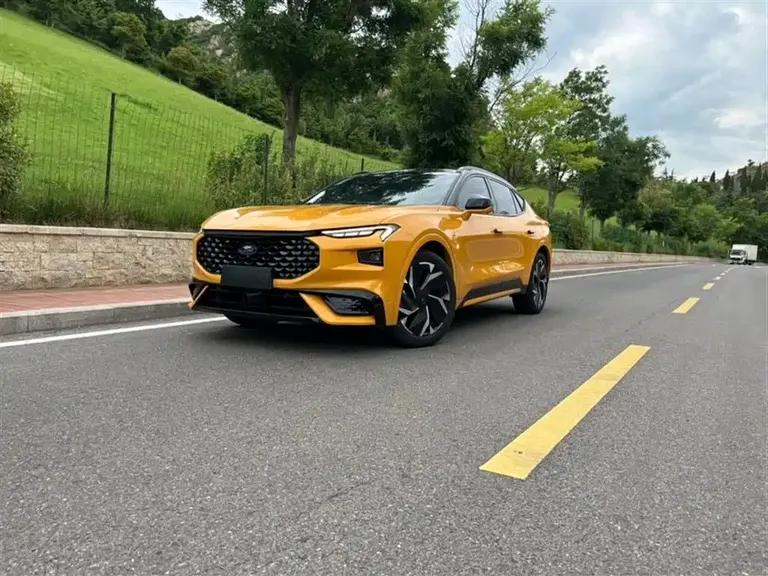 Ford Mondeo 蒙迪欧 2024款 2.0 T E-混动运动版