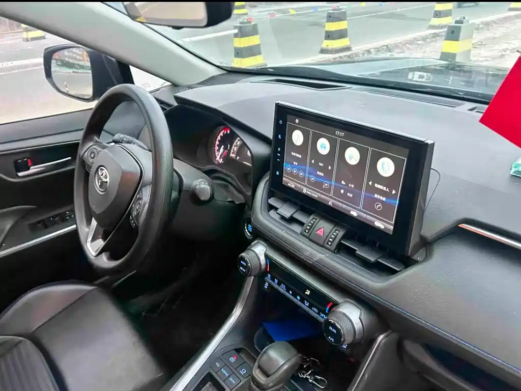 Wildlander 2.0 L CVT 2 WD Tech