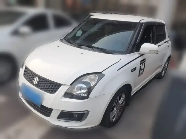 Suzuki Swift 1.5 L Manual Fashion