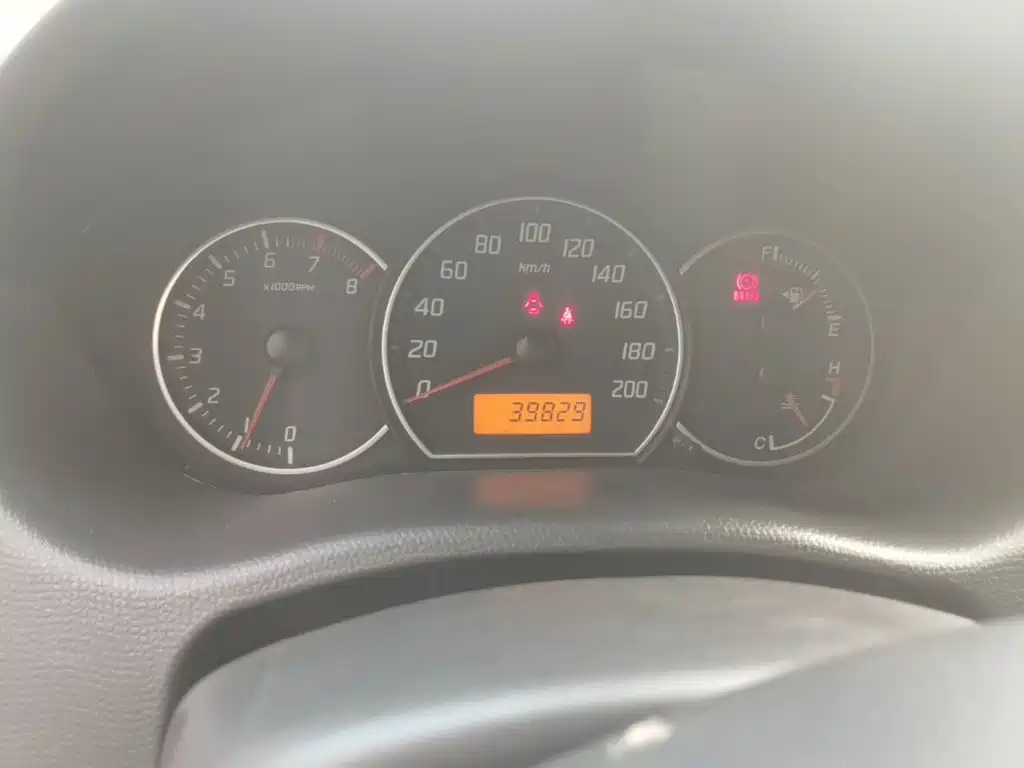 Swift 1.5 L Manual Fashion