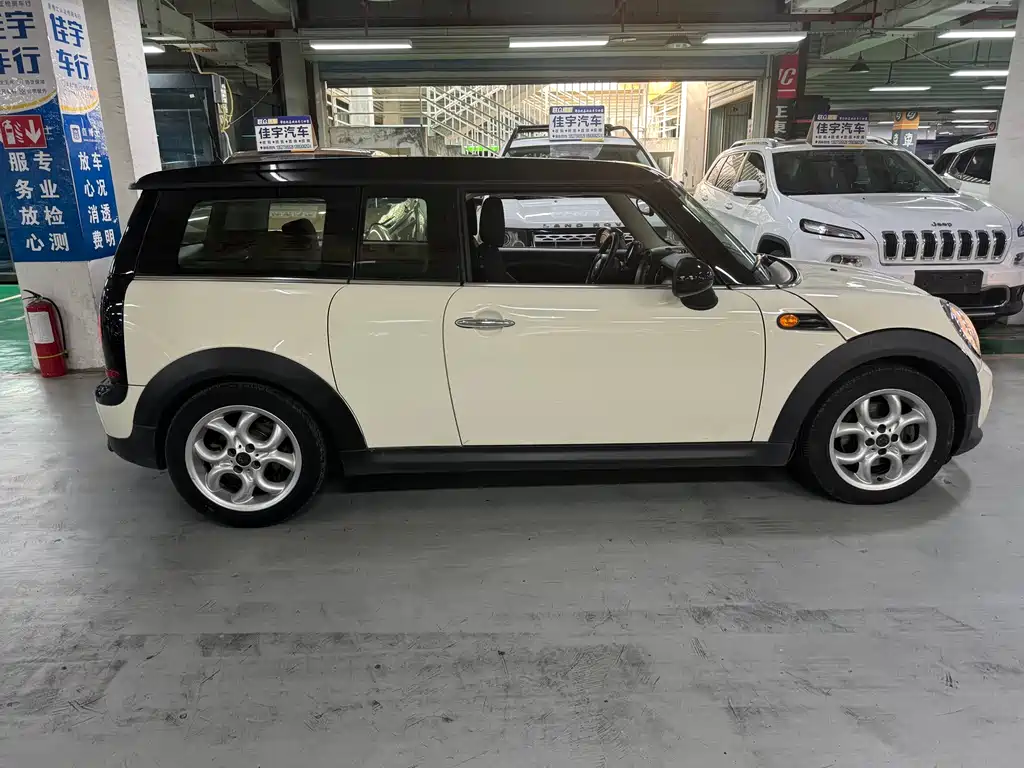 MINI CLUBMAN MINI CLUBMAN 2011款 1.6 L COOPER Excitement