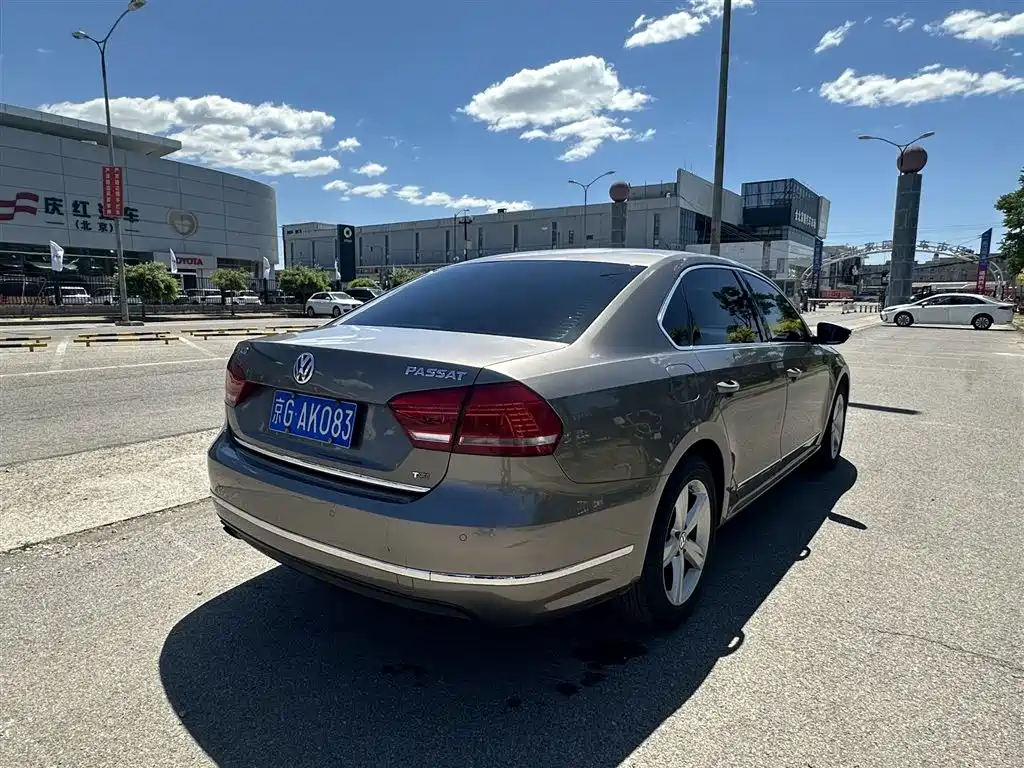 Passat 1.8 TSI DSG Royal
