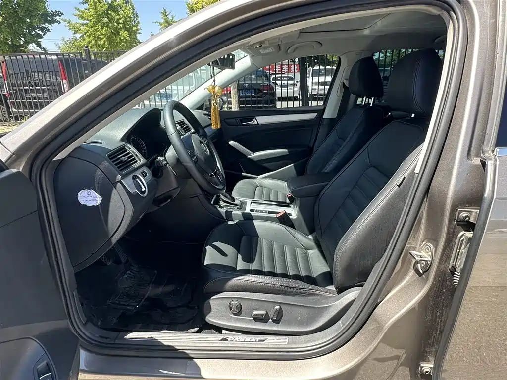 Passat 1.8 TSI DSG Royal