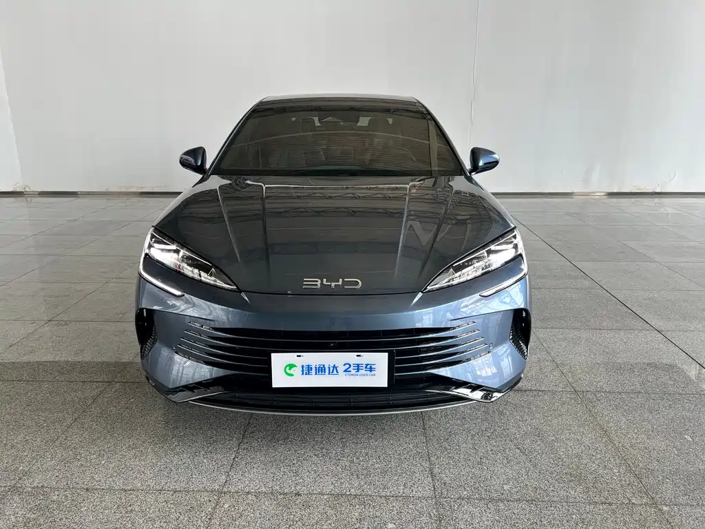 Seal 07 DM-i DM-i 1.5 L 125 km Elite
