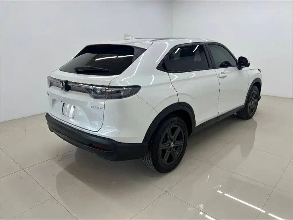 Honda XR-V 1.5 L CVT Hot Trend