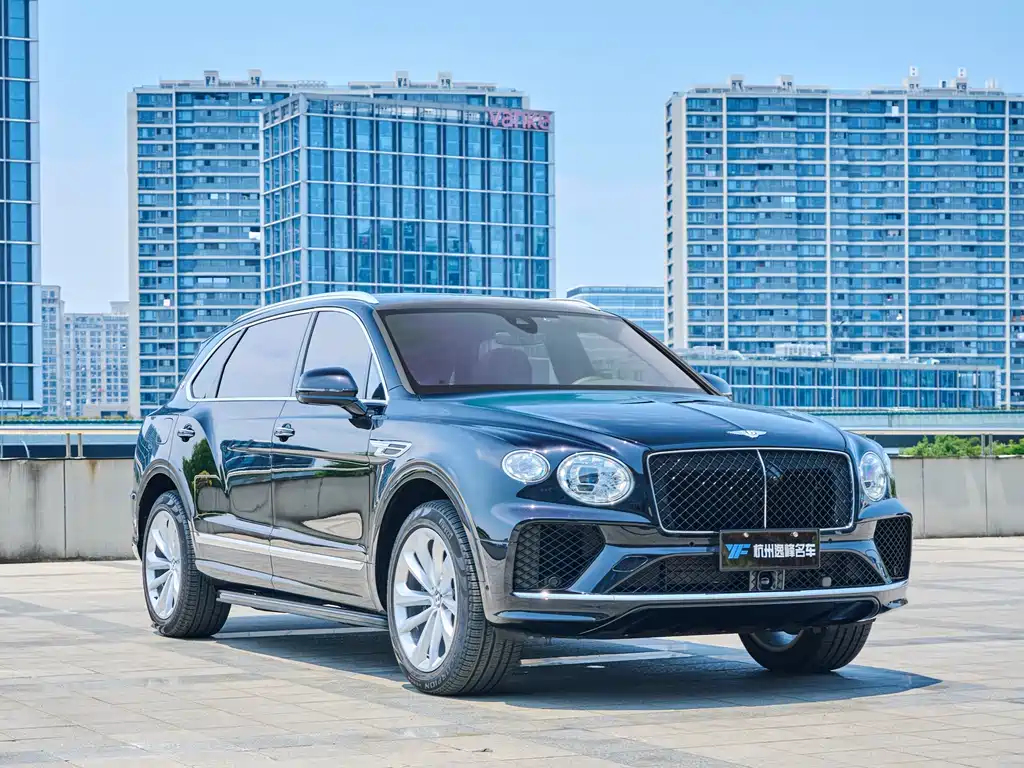 Bentayga 4.0 T V8 LWB Range