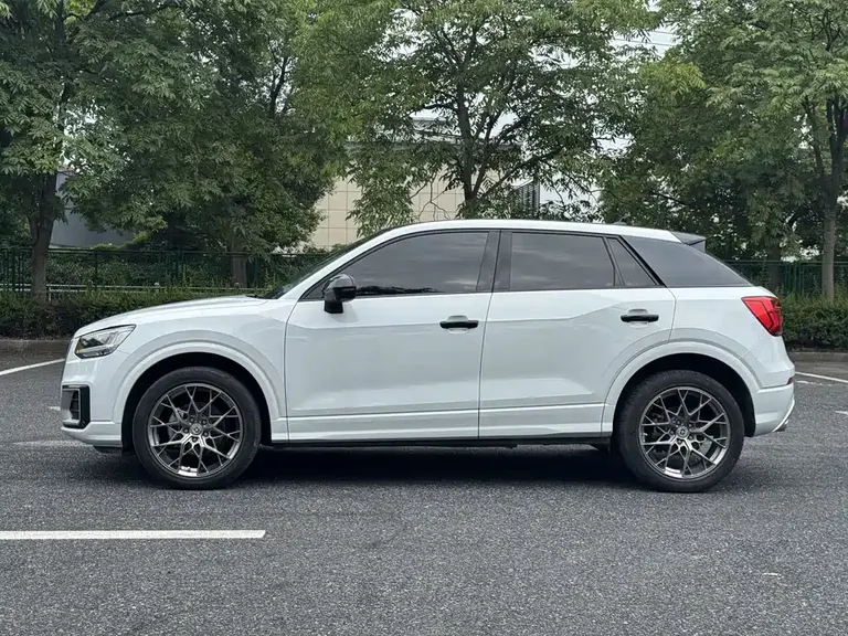 Audi Q2 L 35 TFSI Fashion Elegant