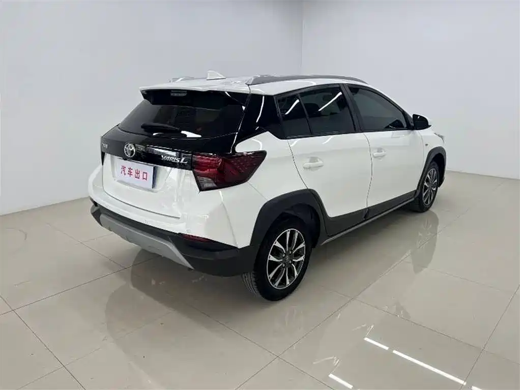 YARiS L Zhixuan Zhixuan X 1.5 L CVT Luxury PLUS