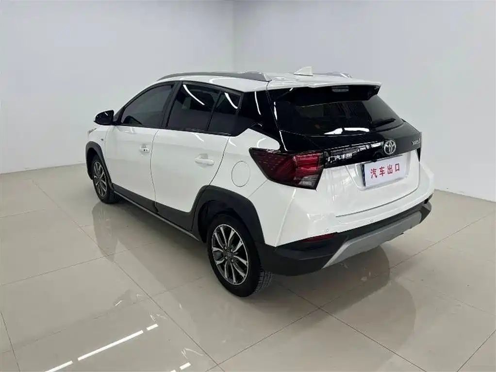 YARiS L Zhixuan Zhixuan X 1.5 L CVT Luxury PLUS