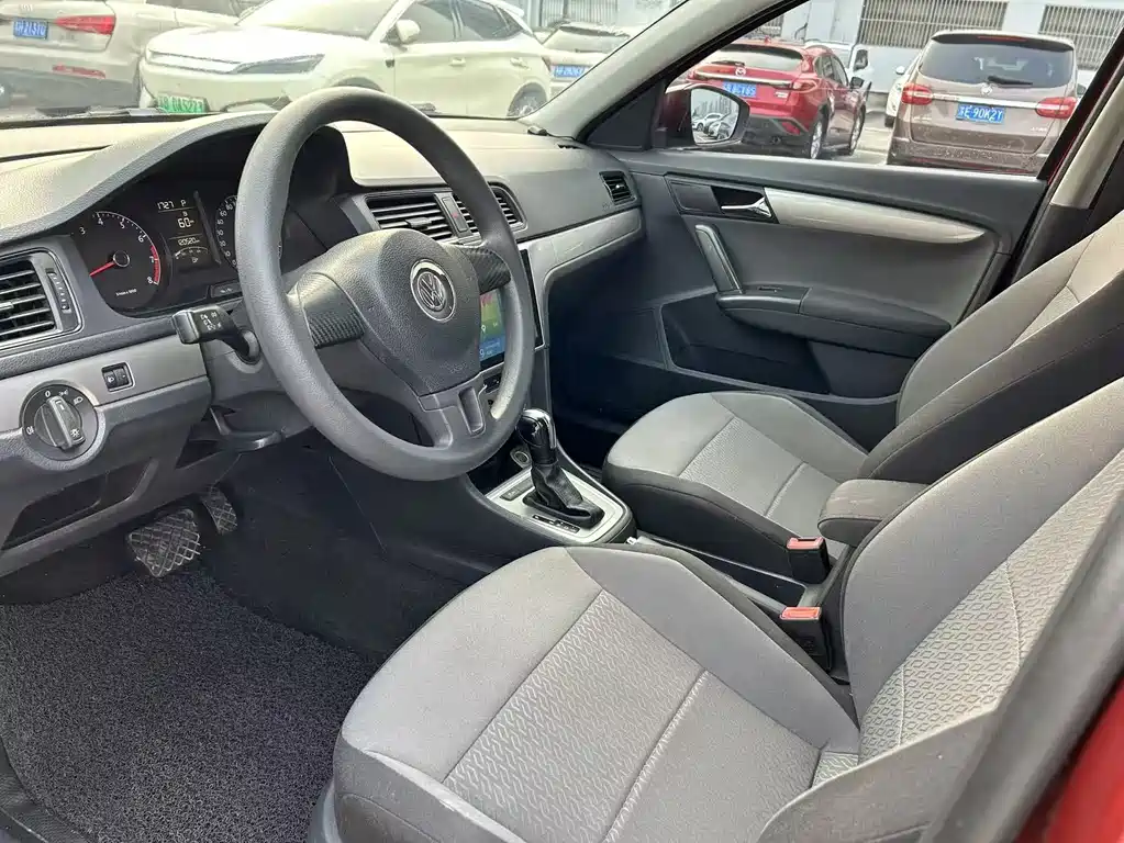 Gran Lavida 1.6 L Auto Style