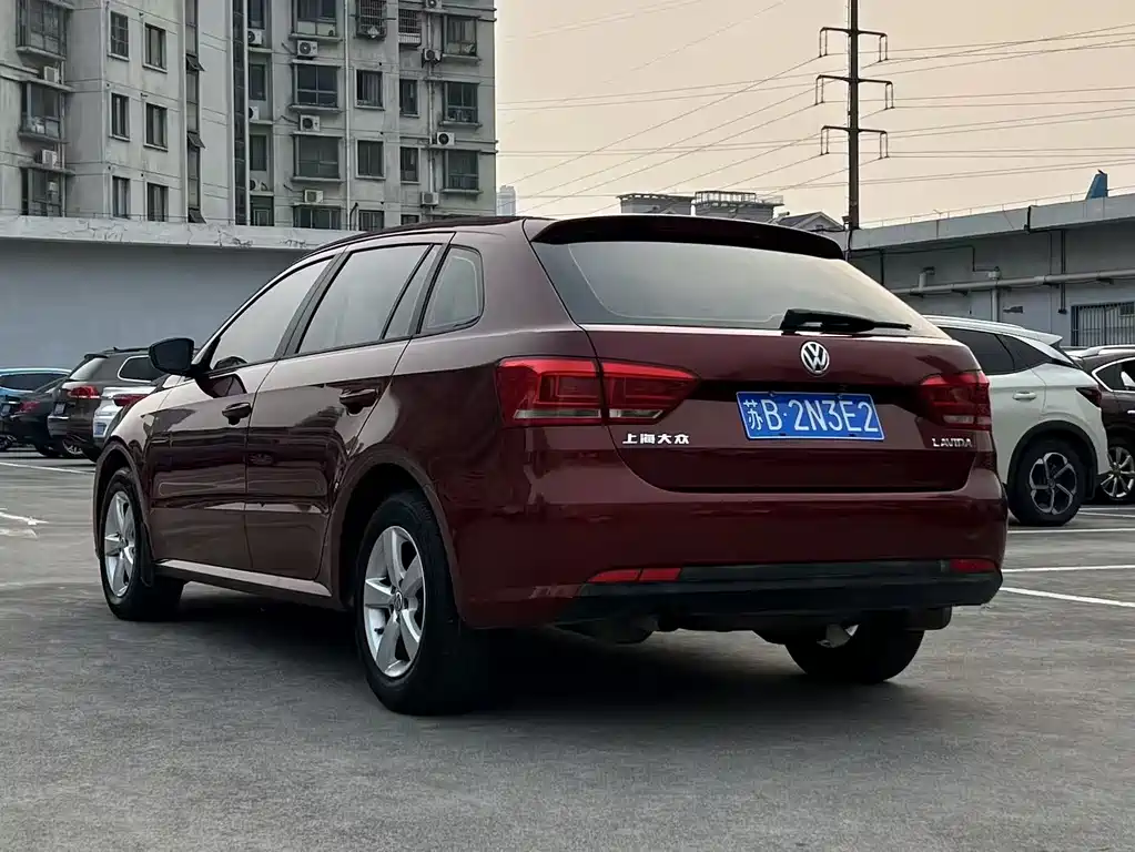 Gran Lavida 1.6 L Auto Style