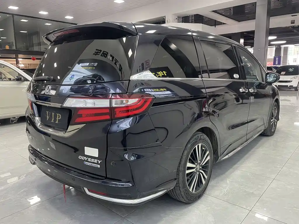 Odyssey 2.0 L Sharp· Supreme Premium