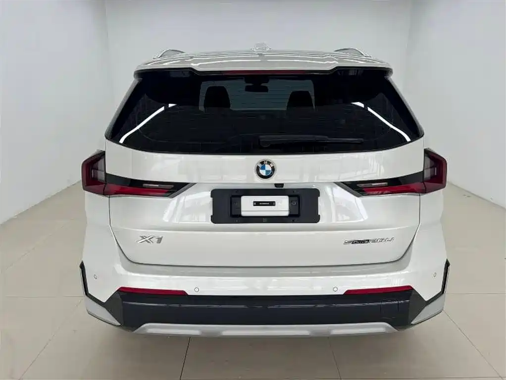 BMW X1 sDrive20 Li X Design Package