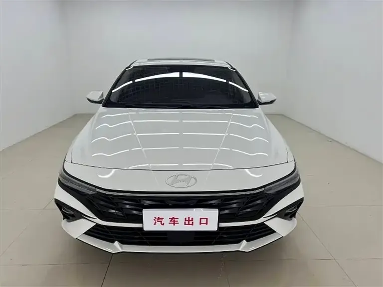 Hyundai Elantra 1.5 L CVT GLX Elite