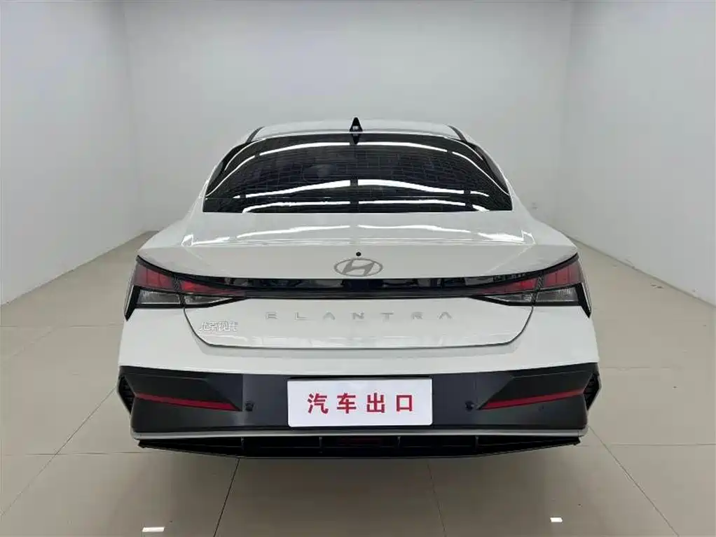 Elantra 1.5 L CVT GLX Elite