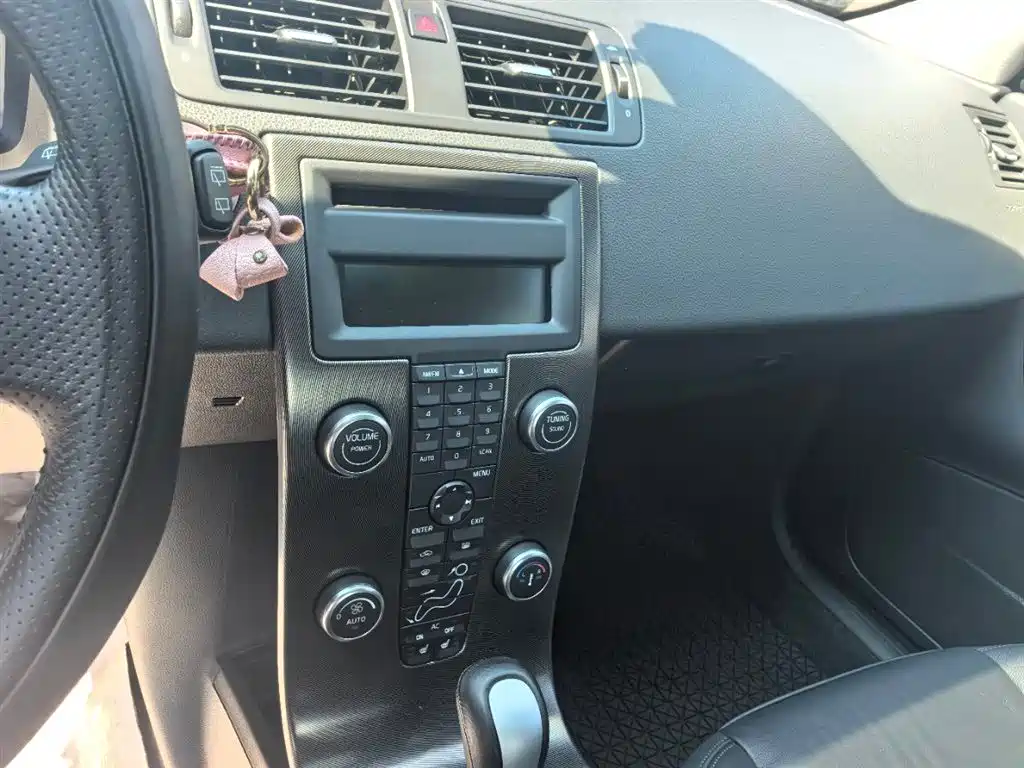 Volvo C30 沃尔沃C30 2011款 2.0 R-Design