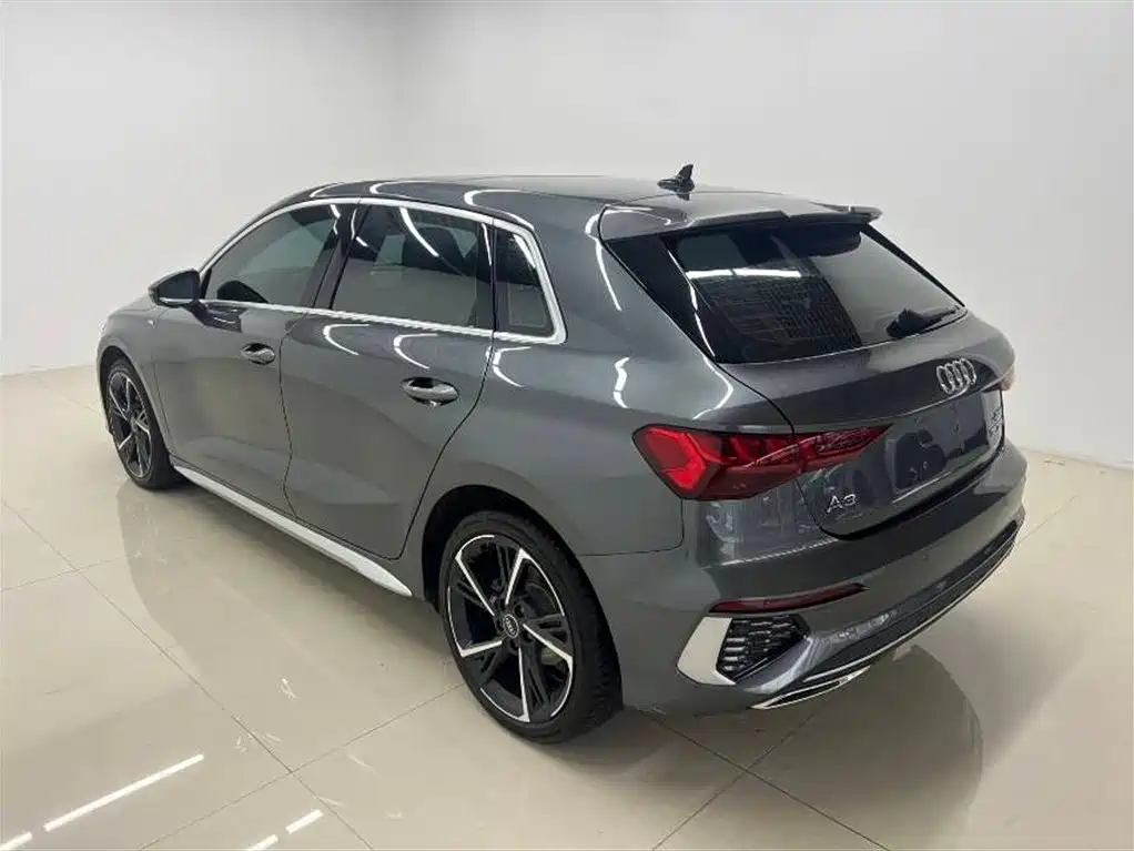 Audi A3 Facelift Sportback 35 TFSI Fashion Sport