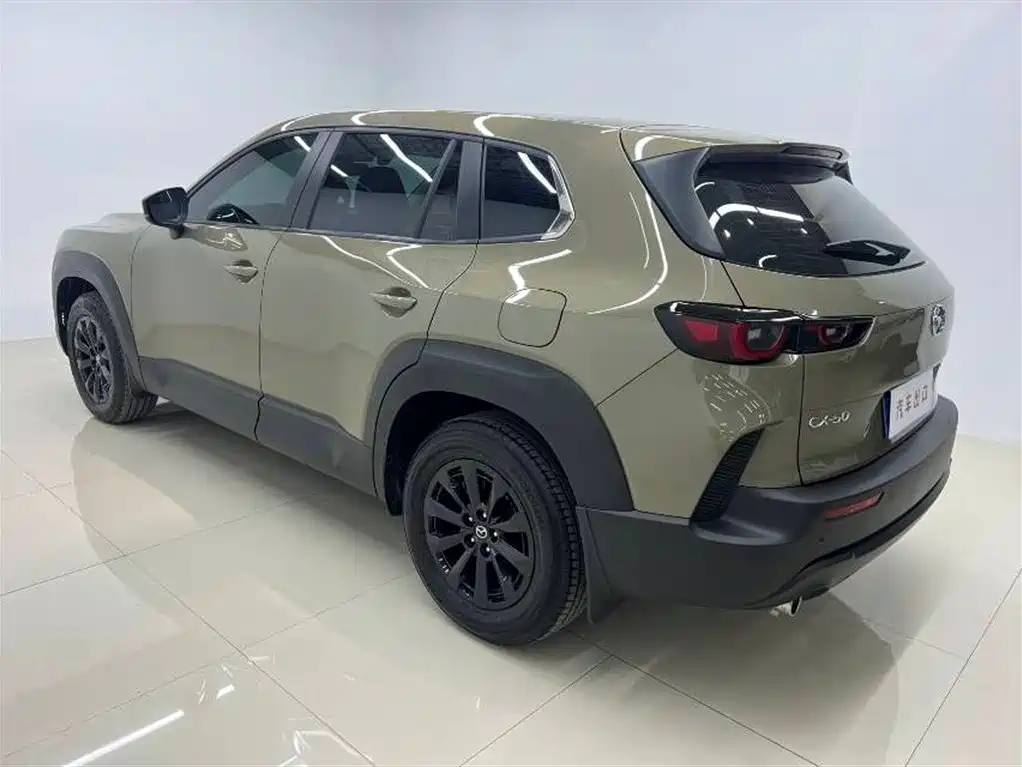 Mazda CX-50 2.0 L