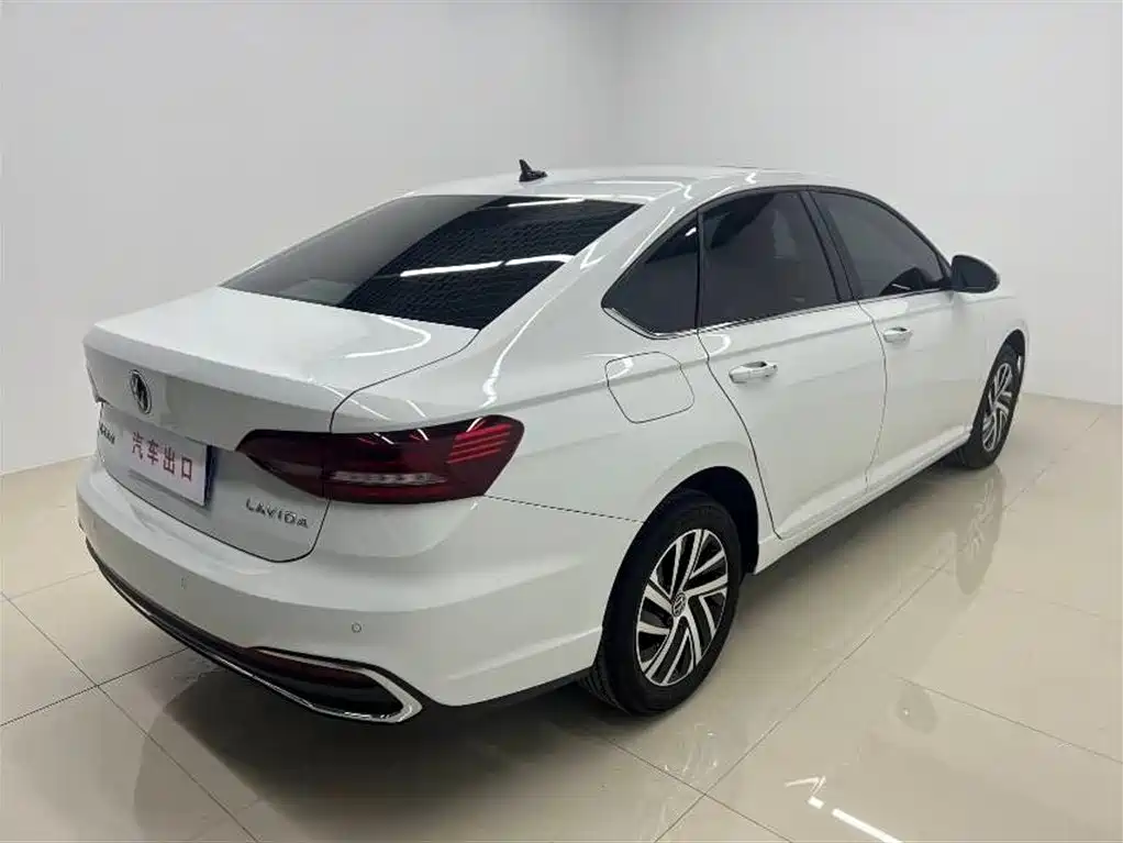 Lavida 1.5 L Auto 5 Million