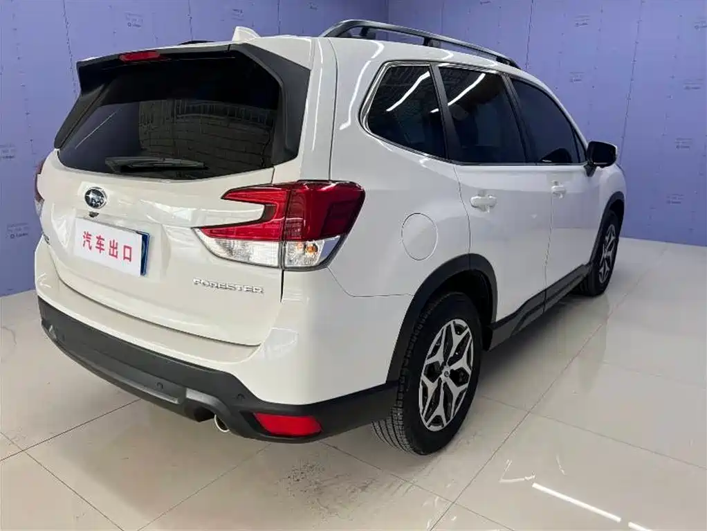 Forester 2.0 i AWD Luxury EyeSight