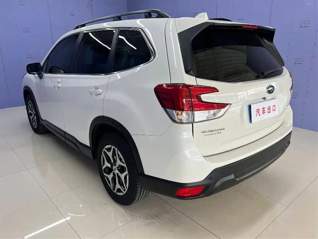 Forester 2.0 i AWD Luxury EyeSight