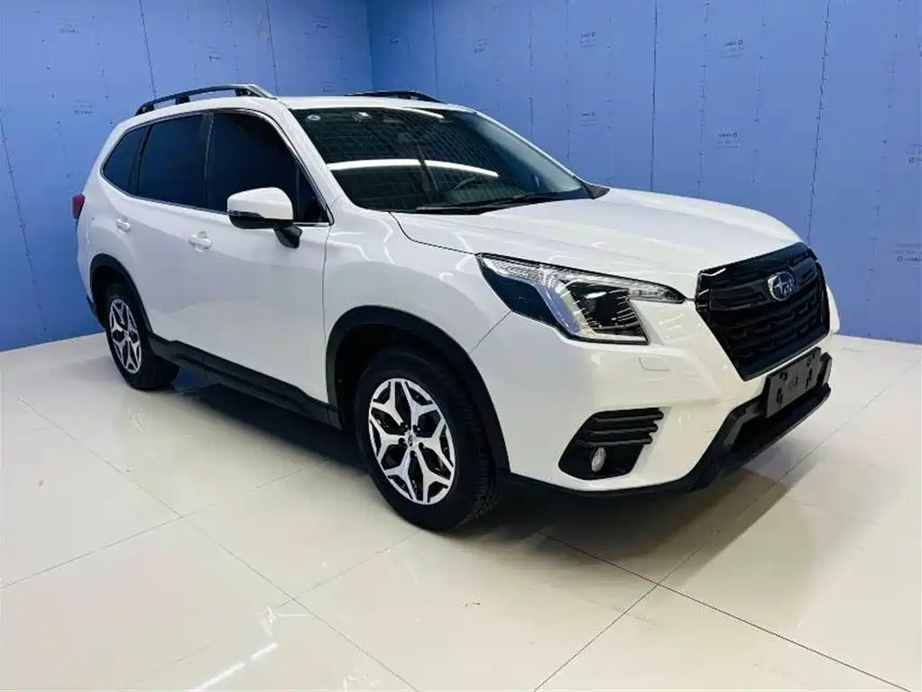 Forester 2.0 i AWD Luxury EyeSight