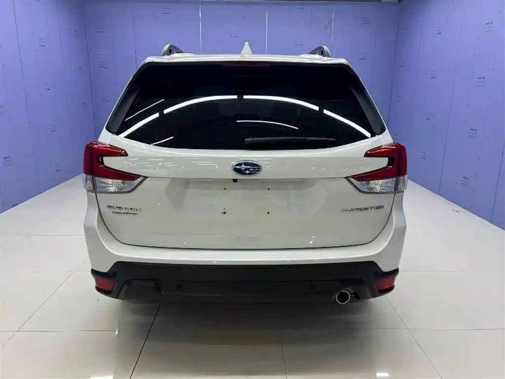 Forester 2.0 i AWD Luxury EyeSight