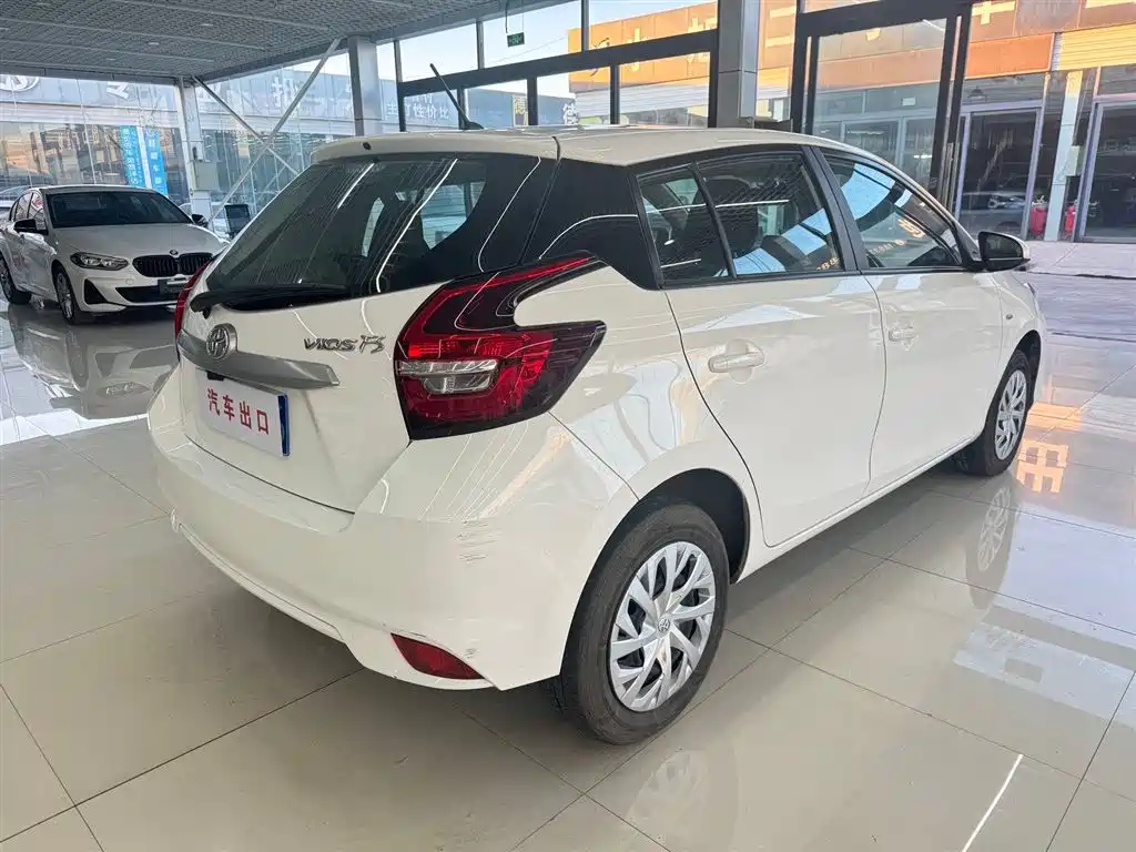 Vios FS 1.5 L CVT Sharp Speed CARE