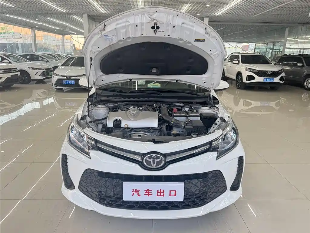 Vios FS 1.5 L CVT Sharp Speed CARE
