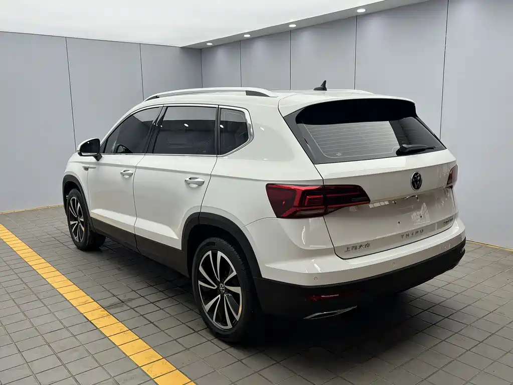Tharu 280 TSI 2 WD Luxury