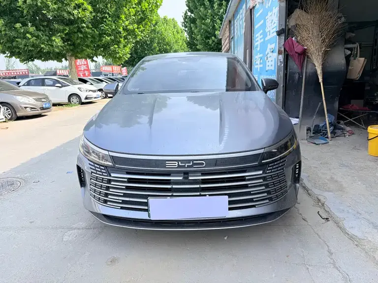 BYD Destroyer 05 Champion DM-i 55 KM Luxury