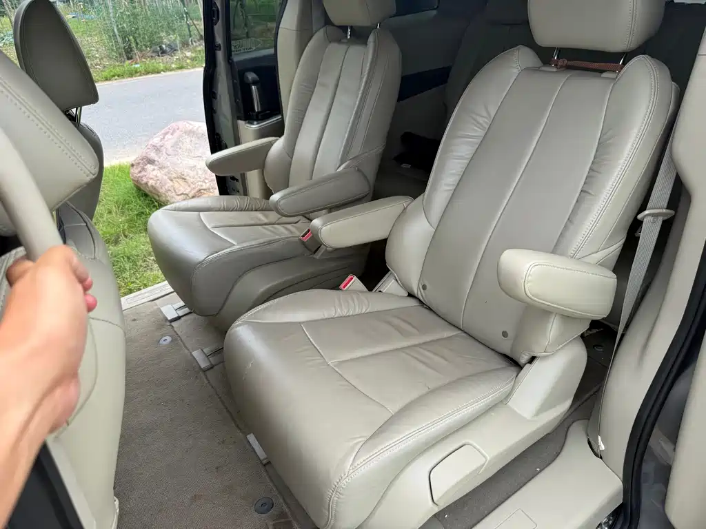Buick GL8 25 S Luxury CN-V