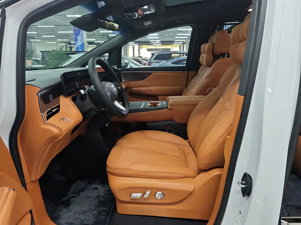 Buick Zhijing Shijia Luxury Enjoyment