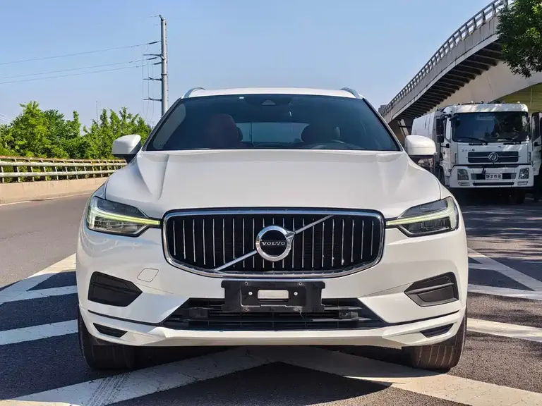 Volvo XC60 T5 4 WD Smart Ease