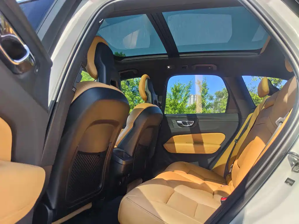 Volvo XC60 T5 4 WD Smart Ease