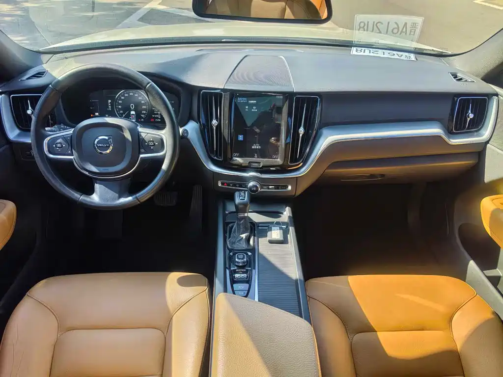 Volvo XC60 T5 4 WD Smart Ease