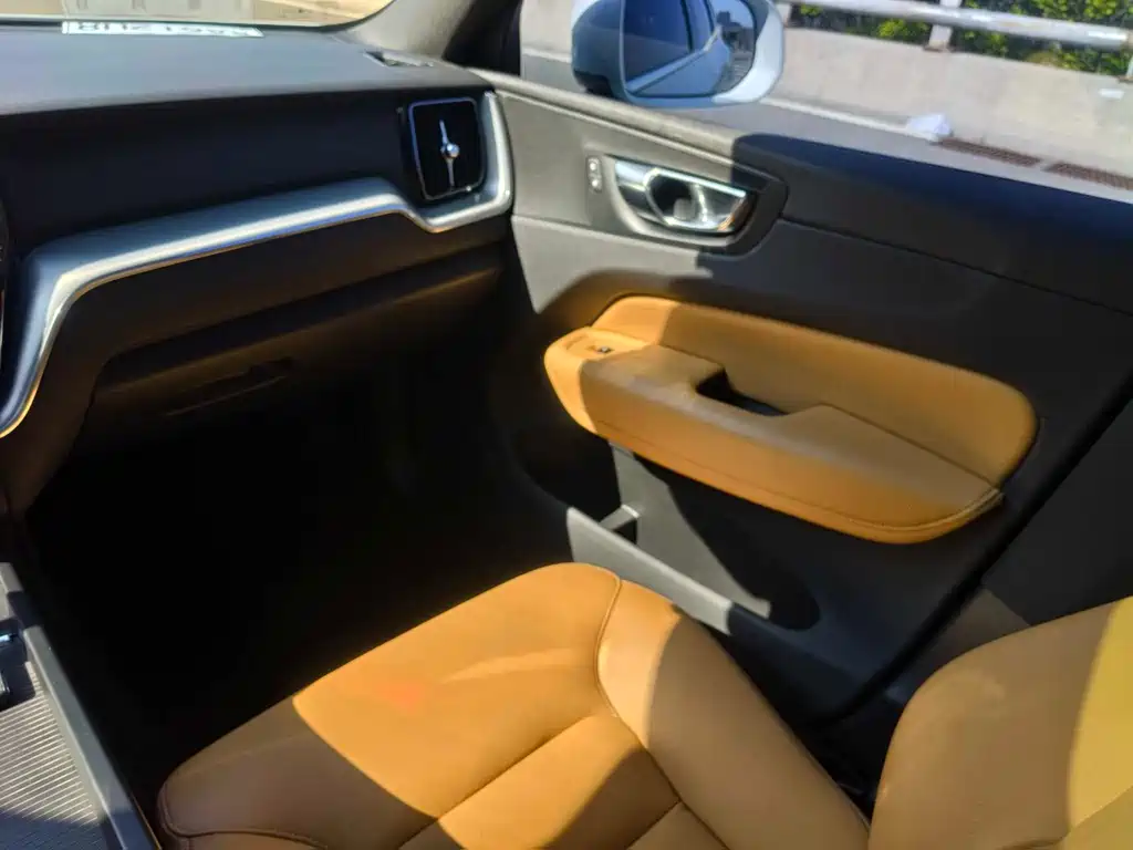 Volvo XC60 T5 4 WD Smart Ease