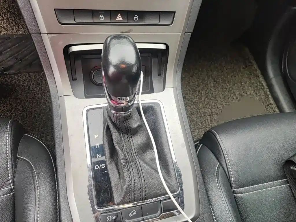 Ruiteng 20 T Auto Luxury