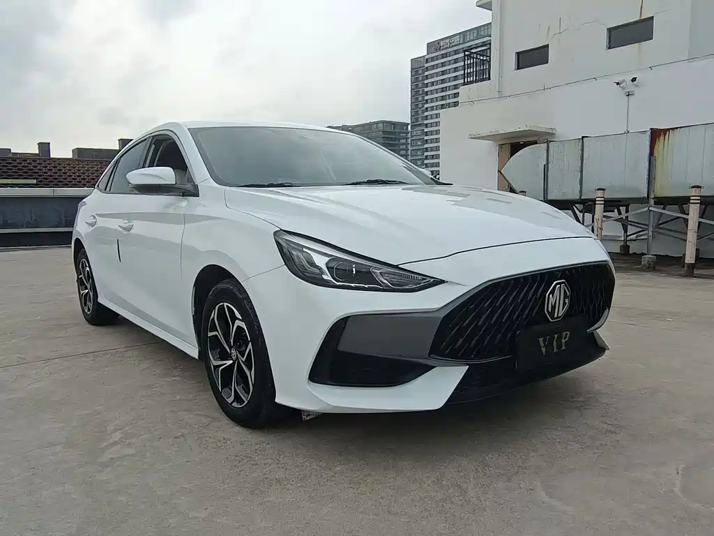 MG5 180 DVVT CVT Youth Luxury