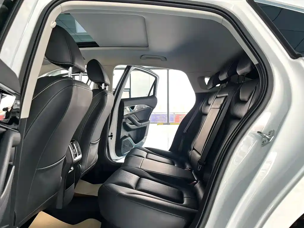 Besturn B70 3 rd Gen 1.5 T Auto Joy 70 Anniversary