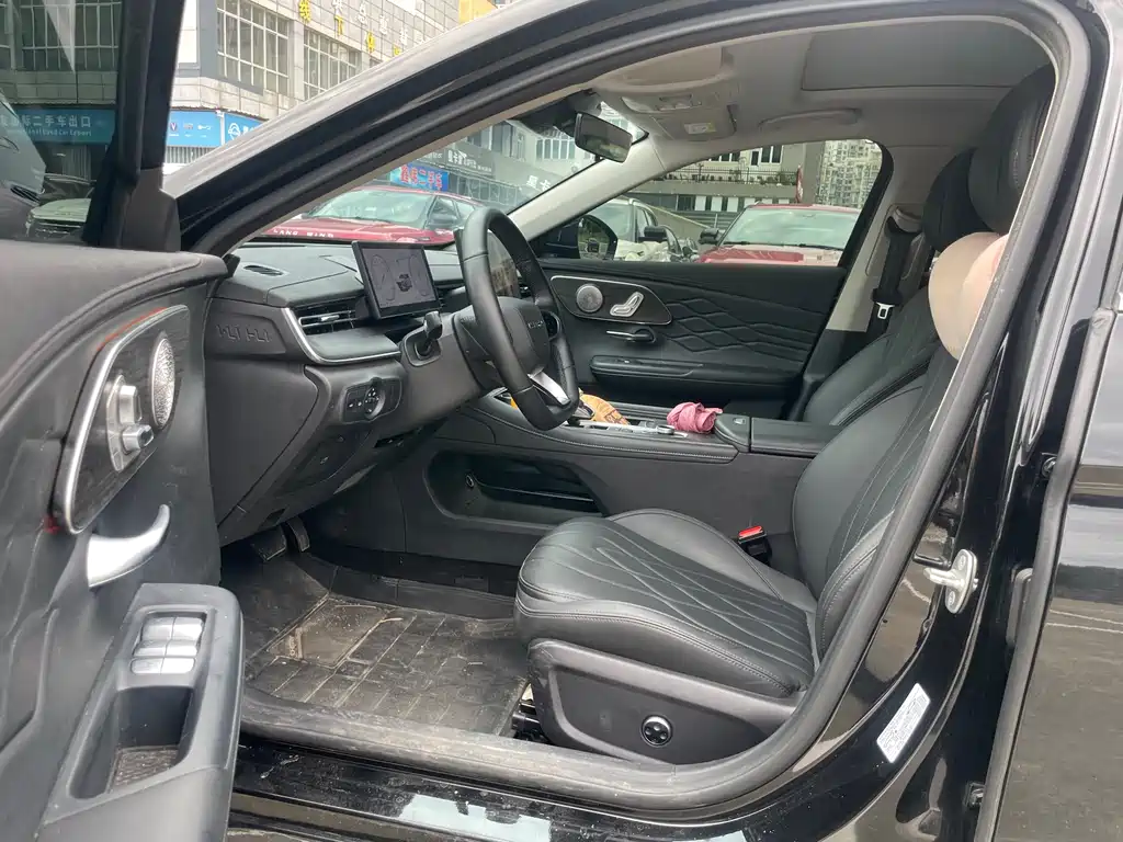 Arrizo 8 PRO 1.6 T DCT Luxury +