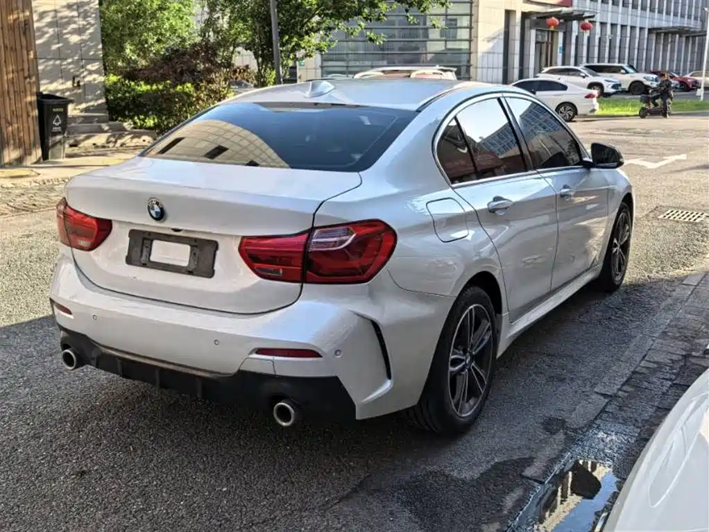 BMW 1 Series Facelift 120 i M Sport